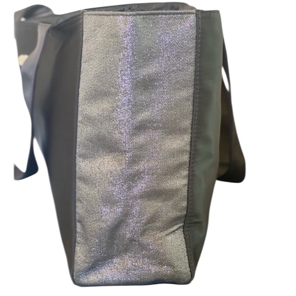 COACH - Spacious Elegant Black and Gray Tote Bag - Picture 5 of 9